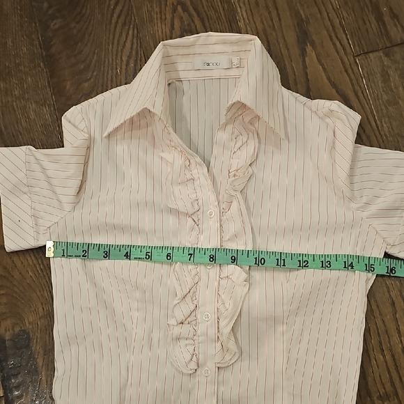 Vintage G2000 Cream Ruffled Short-Sleeve Blouse - Picture 5 of 5